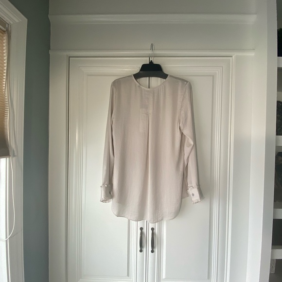 Cabi new Classic Blouse SZ M - Picture 4 of 7